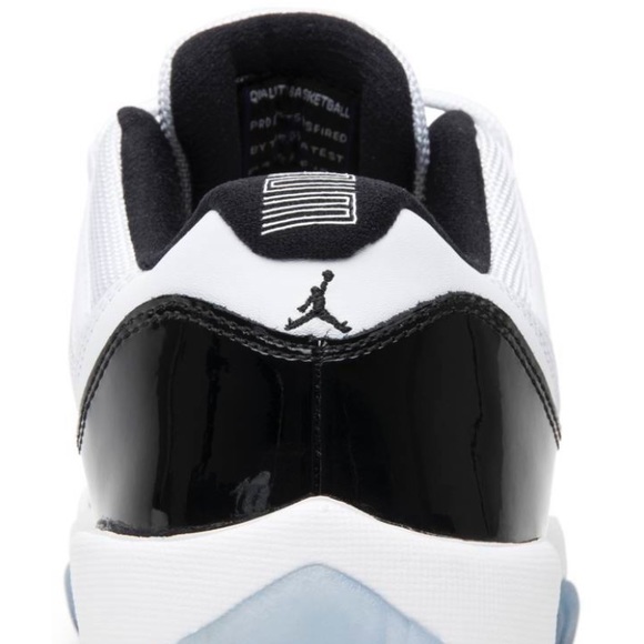 Jordan 11 Low - Picture 2 of 12